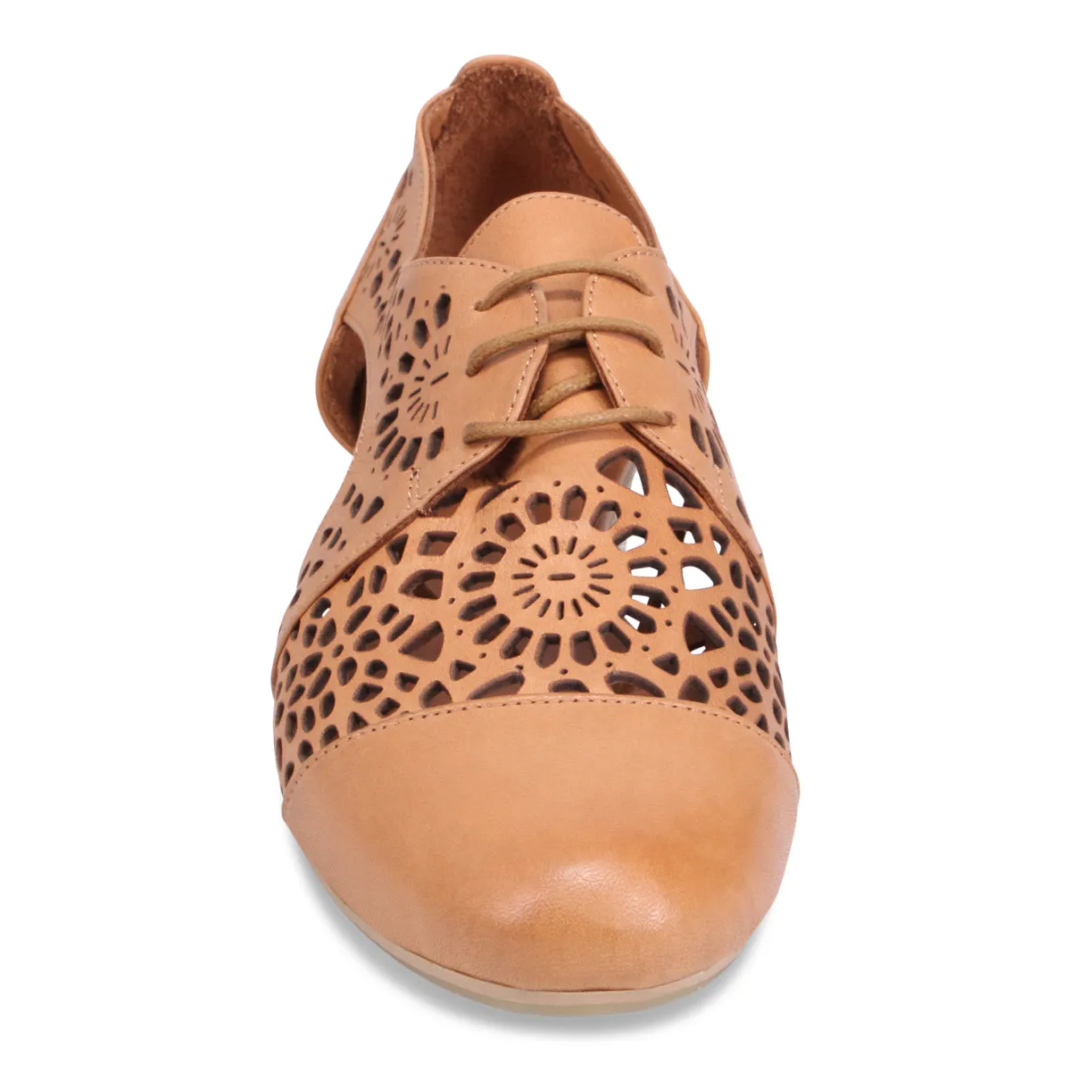 Kenan Lace Up