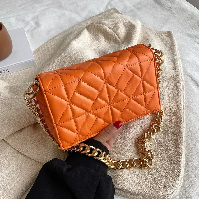 Latty Women's Minimalist Quilted Flap Handbag