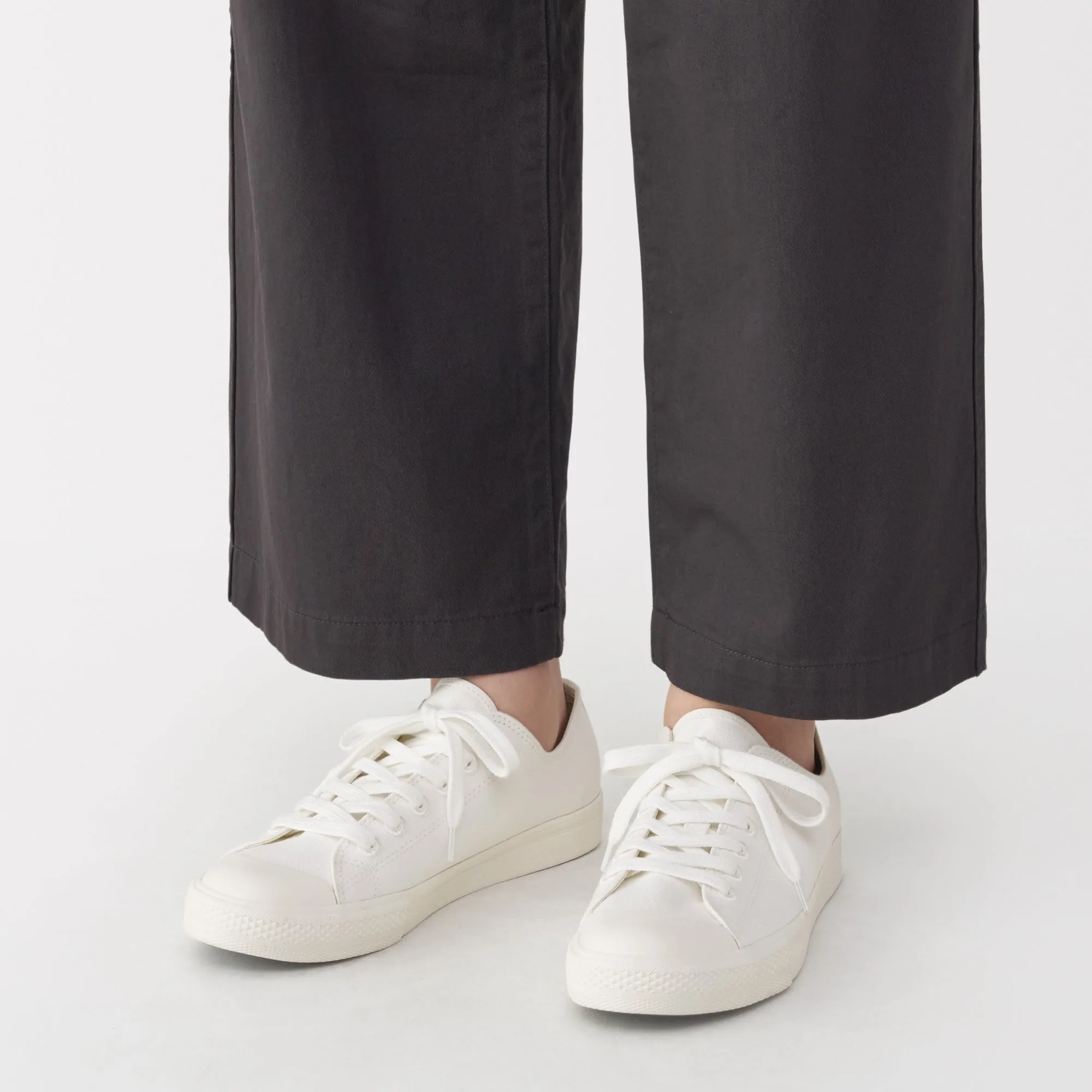 Less Tiring Sneakers - White