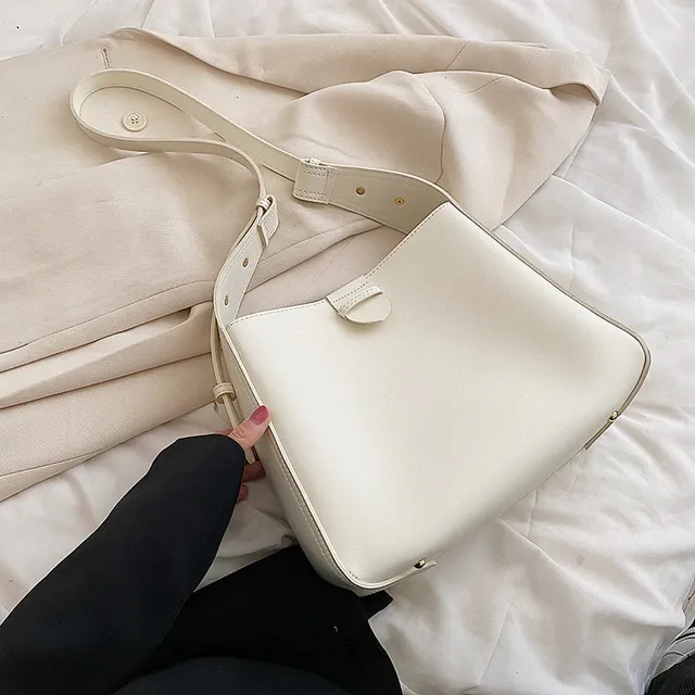 Peter Women's Leather Shoulder Handbag