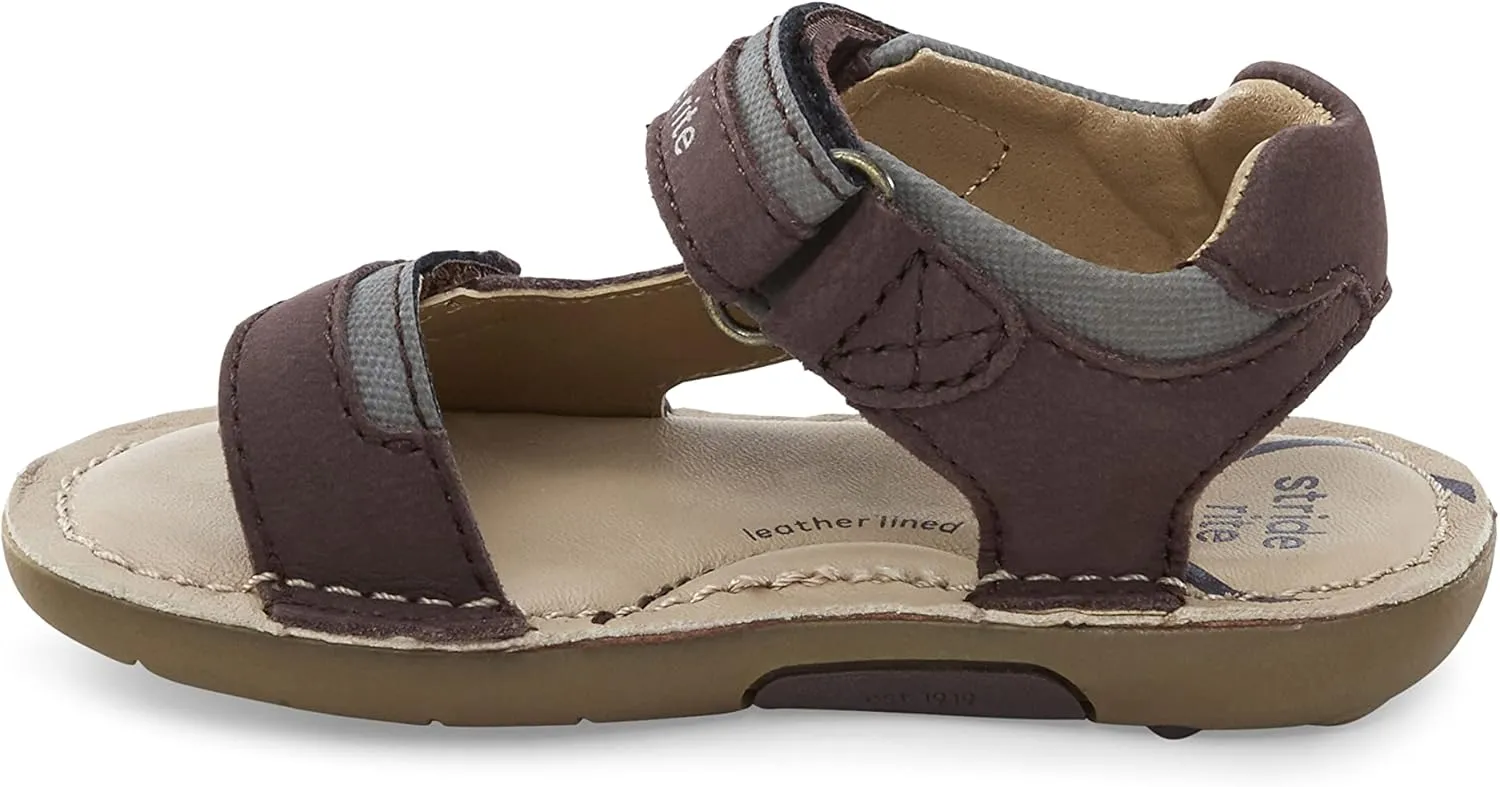 Stride Rite boy's Srt Oaklynn Sandal
