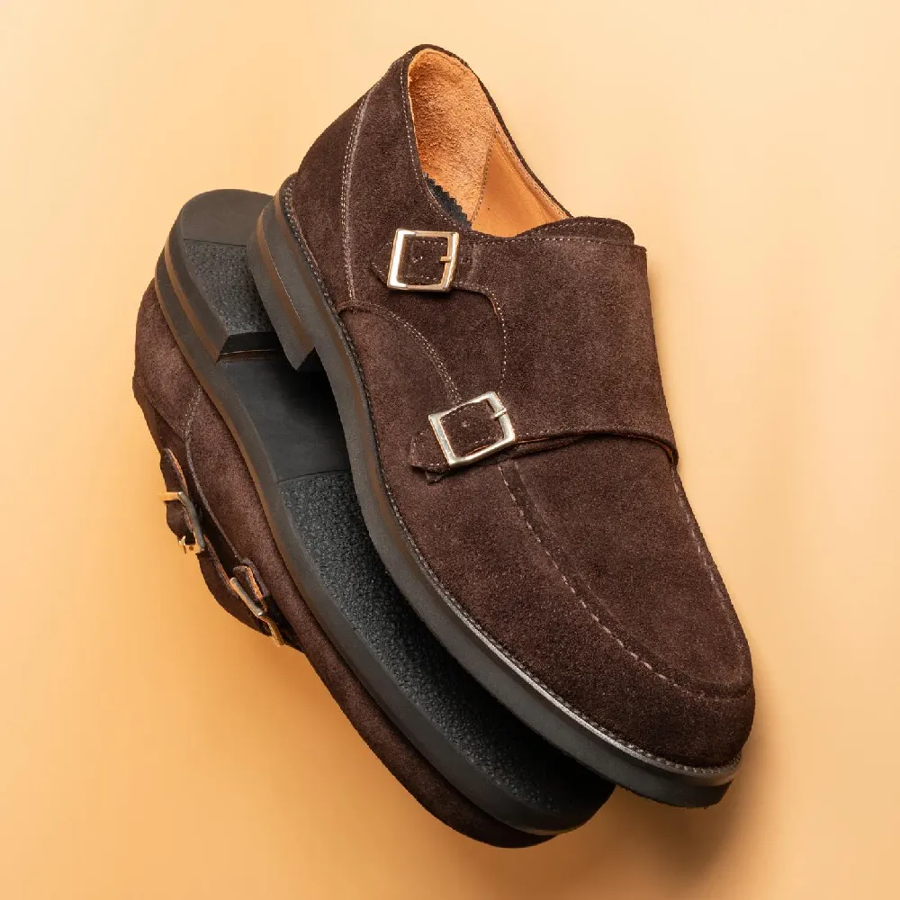 Suede work shoes and versatile Martin boots
